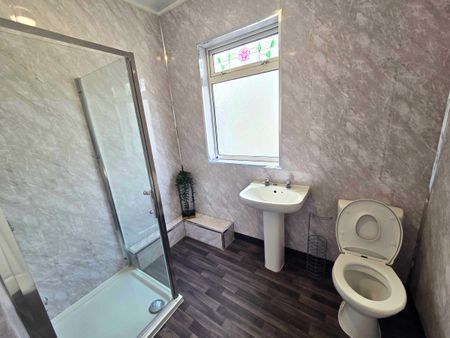 2 Bed Flat To Rent - Photo 5