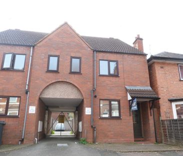 3 bedroom semi-detached house to rent - Photo 3