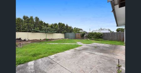 Charming Home in a Convenient, Sought-After Location - Photo 3