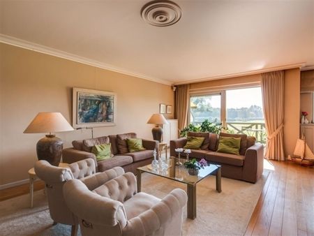 Luxe-appartement met 3 slaapkamers, dubbele garagebox en terrassen bij Golf - Photo 2