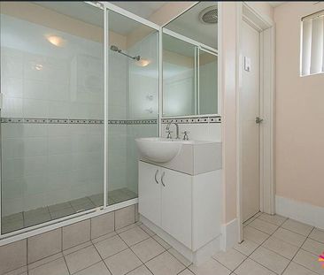 PARTLY FURNISHED TWO BEDROOM APARTMENT - Photo 6