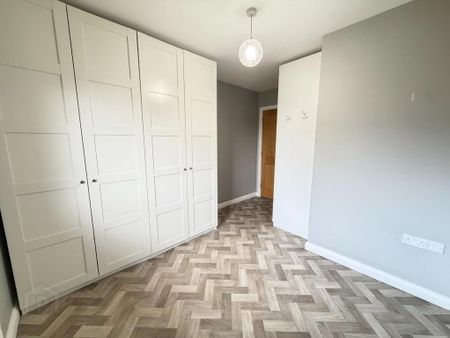 12a Riverdale Park, Portglenone, Ballymena, BT44 8HX - Photo 5