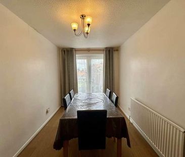 Goodrington Close, Banbury, OX16 - Photo 2