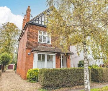 Montagu Road, Datchet, SL3 - Photo 1