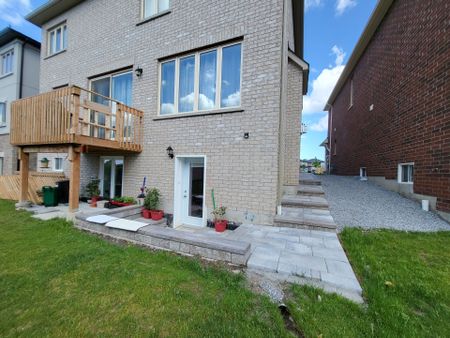 For Lease - 1015 Kingpeak Crescent Unit# Bsmt, Pickering, Ontario - Photo 4