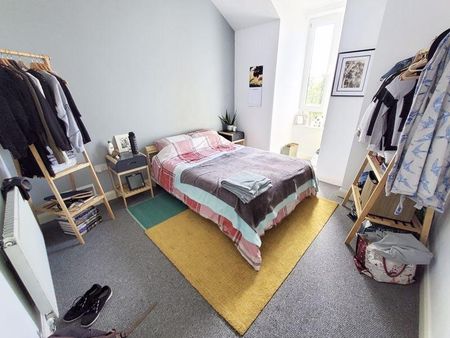 2 bedroom duplex to rent - Photo 3