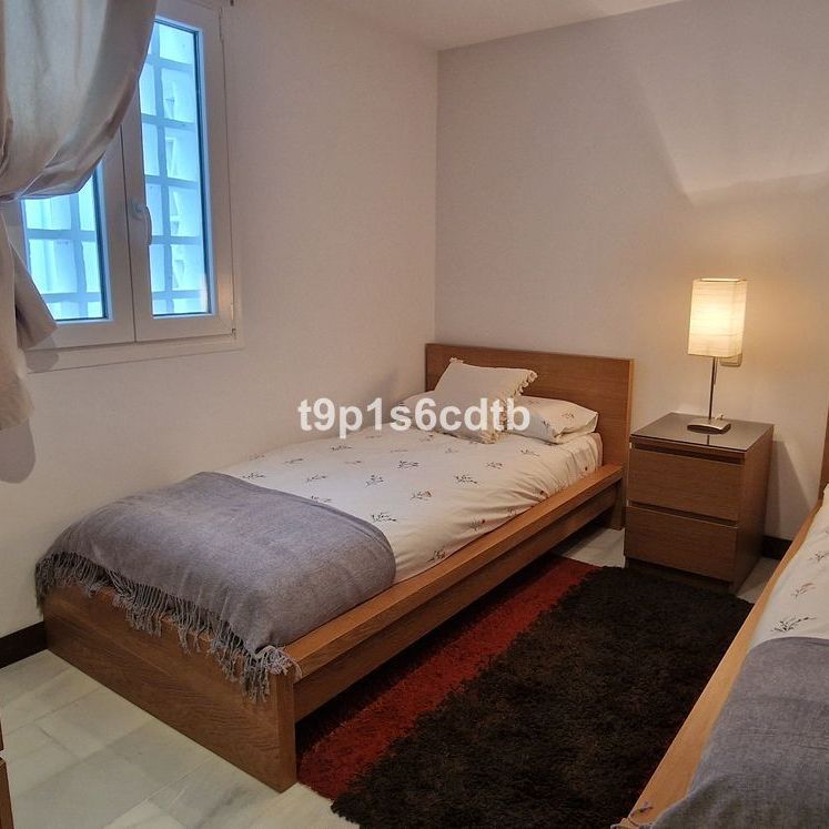 Middle Floor Apartment in Puerto Banús - Photo 1