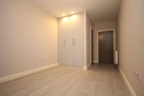 Saint Ives Road Maidenhead Berkshire, SL6 - Photo 1