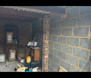 1 Bed Maisonette, Hamilton Avenue, IG6 - Photo 2