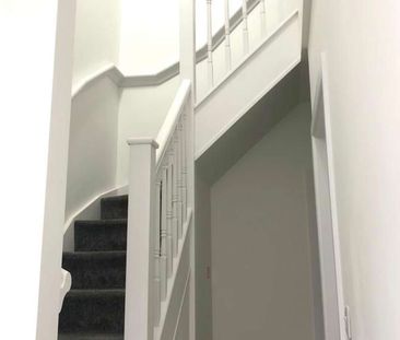 Dracaena Avenue Room 6 - Photo 5