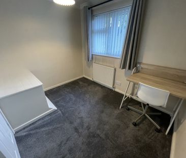 Tamar Grove, Hull - Photo 3