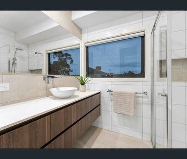 Luxury Townhouse Living with Westfield at Your Doorstep - Photo 1