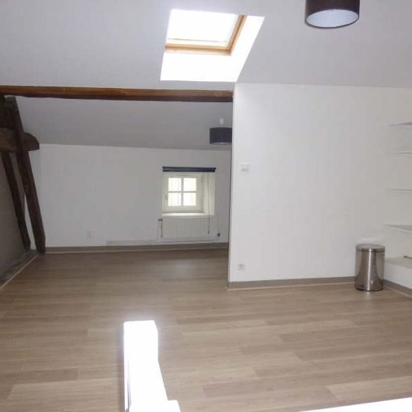 Location Appartement 1 pièce 26m² POITIERS 86000 - Photo 1