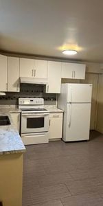 Ground Level - 2 Bed 1 Bath Suite For Rent - Available Now - Photo 3