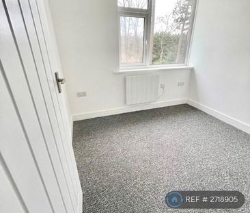 3 bedroom maisonette to rent - Photo 4