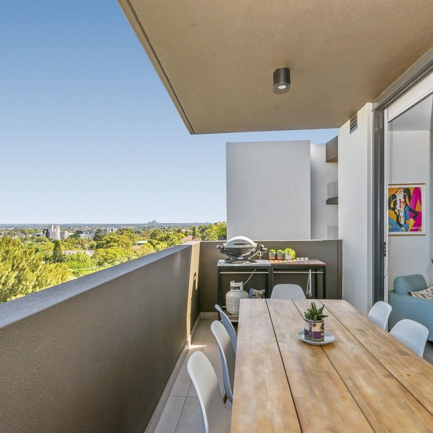 Apply Now - Century 21 &vert; the Paramount Group - Photo 1