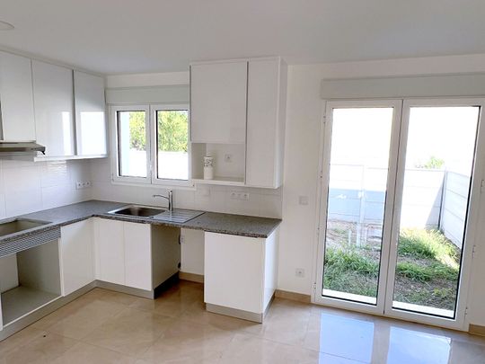 Location Appartement 3 pièces 70m² - Photo 1