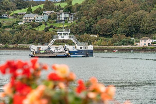 Coombe Road, Dartmouth - Photo 1