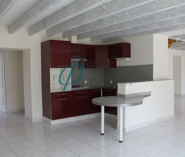 Location Maison 5 pièces 120m² TREILLIERES 44119 - Photo 3