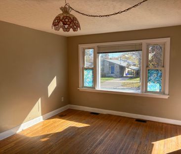 For Lease - 378 Aberdeen Avenue, Peterborough, Ontario - Photo 4