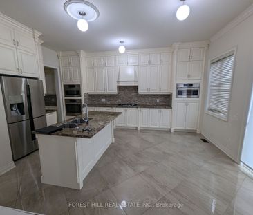 For Lease - 11 Joseph Hartman Crescent, Aurora, Ontario - Photo 1