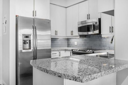 For Lease - 1910 Lake Shore Boulevard Unit# 906, Toronto, Ontario - Photo 2