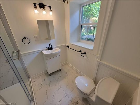 For Lease - 98 West Avenue Unit# Lower, Hamilton, Ontario - Photo 1