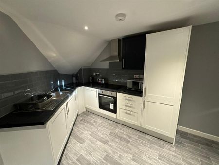 1 bedroom flat to rent - Photo 5