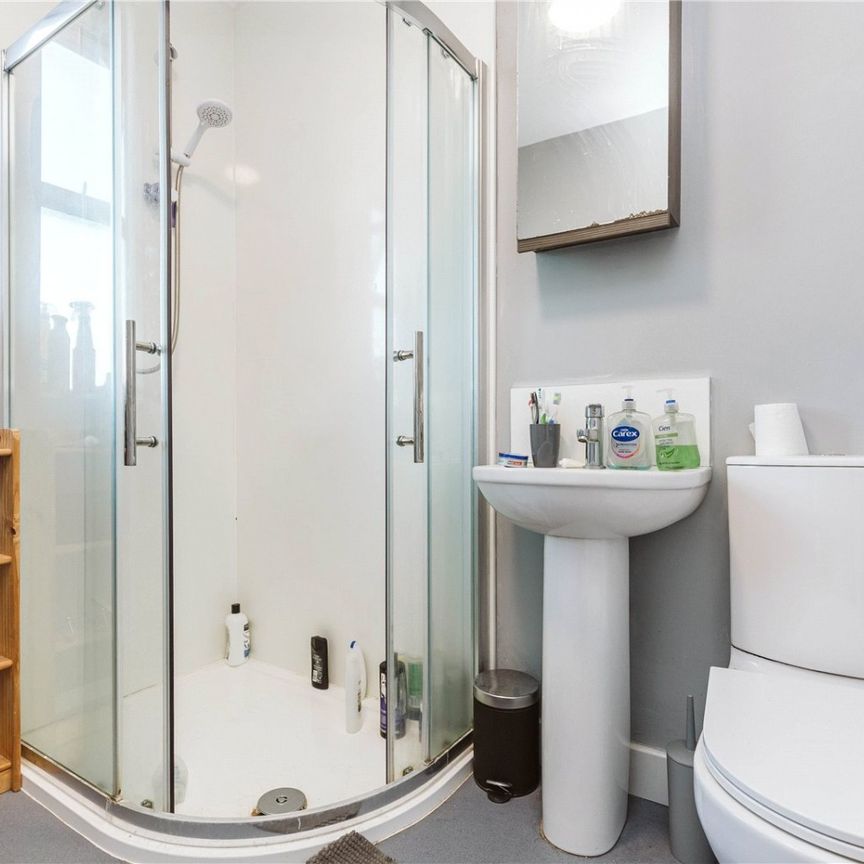 Monks Park Avenue, - Photo 1