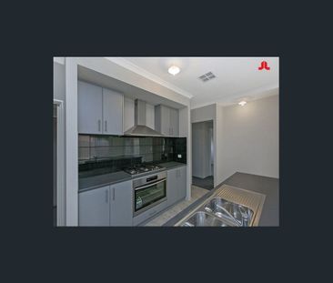 4x2 HOUSE IN PARKLAND HEIGHTS ESTATE! - Photo 4