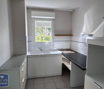 Location Maison 3 pièces 76m² VAYRES 33870 - Photo 1