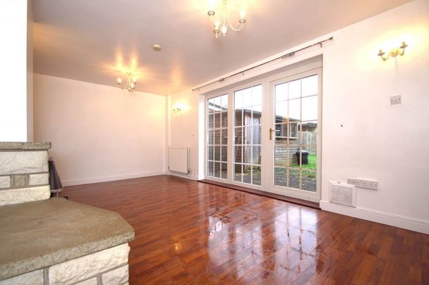3 bed Terraced House for rent - Photo 1