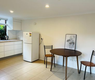 Carlingford - Photo 2