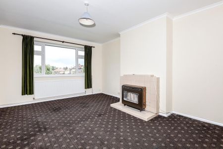 2 bedroom maisonette to rent - Photo 2