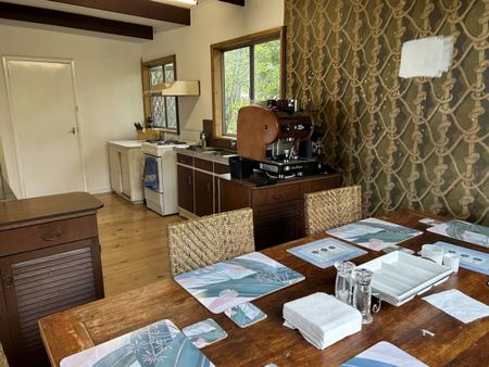 House to rent in Skenes Creek - Photo 2