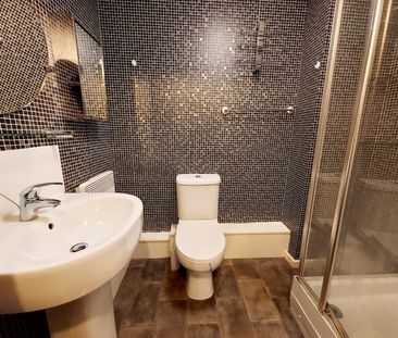 1 Bed Flat, Salford, M7 - Photo 5