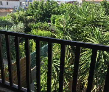 Arles proche centre T2 de 53m² avec mezzanine, - Photo 4