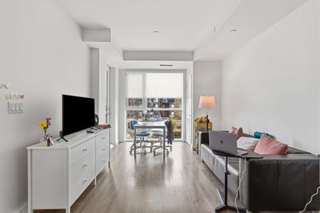 For Lease - 210 Sabina Drive Unit# 204, Oakville, Ontario - Photo 3