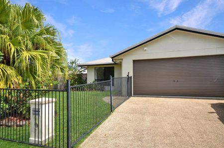 Air Conditioned - Fully Tiled - Two Living Areas - Fenced Patio - 13kW Solar - Photo 4