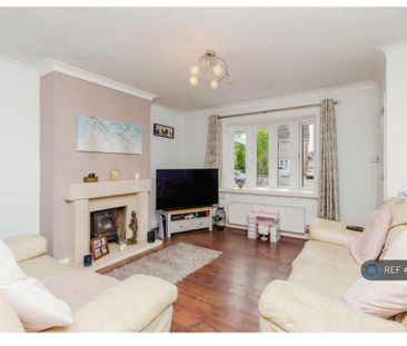 3 bedroom terraced house to rent - Photo 5