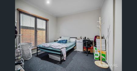 Modern Townhouse in Central Location - Photo 3