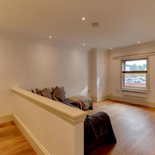 2 BED Apartment To rent - Photo 1