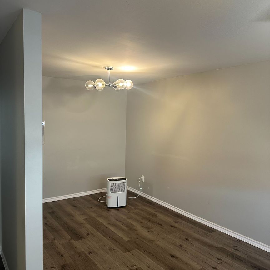 For Lease - 13 Inverness Street, Stratford, Ontario - Photo 1