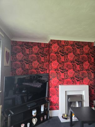 2 Bed Semi-Detached House, Clough Street, LS27 - Photo 1