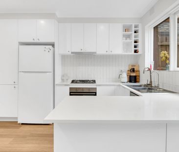 2/211 Hope Street, Brunswick West VIC 3055 - Photo 4