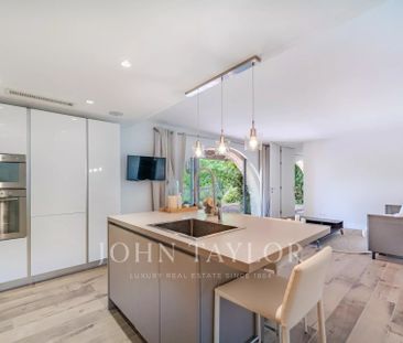 Maison à louer La Colle Sur Loup, Cote d'Azur, France15 000 EUR / Mois - Photo 5