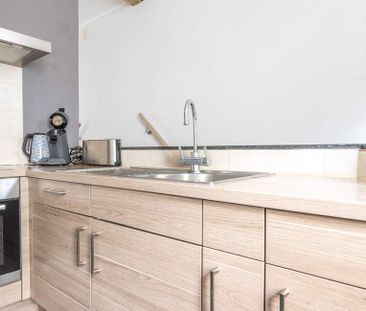 Woning te huur in Nivelles voor € 1.000 met 2 slaapkamers - Photo 4