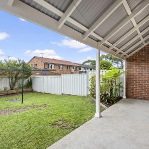 Quality 3 Bedroom Home in Highly Desirable Area - Photo 3