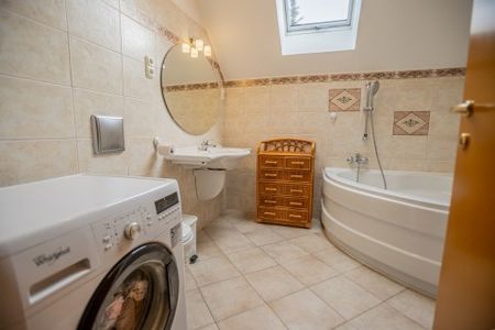 Ágnes köz - Fotó 4