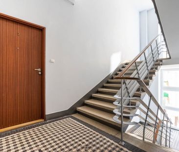 Mieszkanie do wynajęcia 2 pokoje Podwale, Warszawa 55 m² - Фото 1